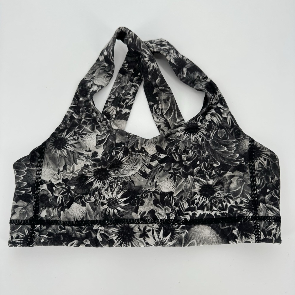 Lululemon All‎ Sport Bra Women's Size 6 Flowabunga Black Angel Wing